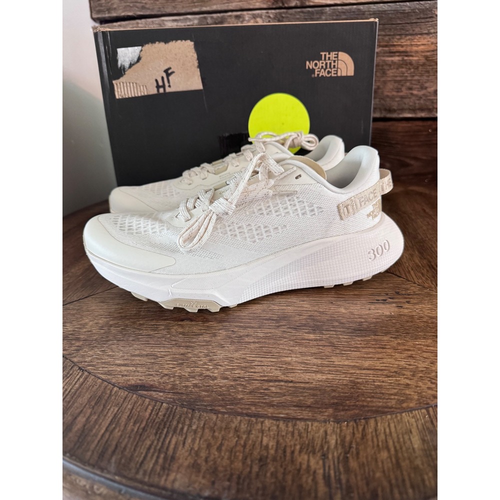 The North Face W Altamesa 300 White Dune Trail Running Shoes NF0A8A9SWID-090 9